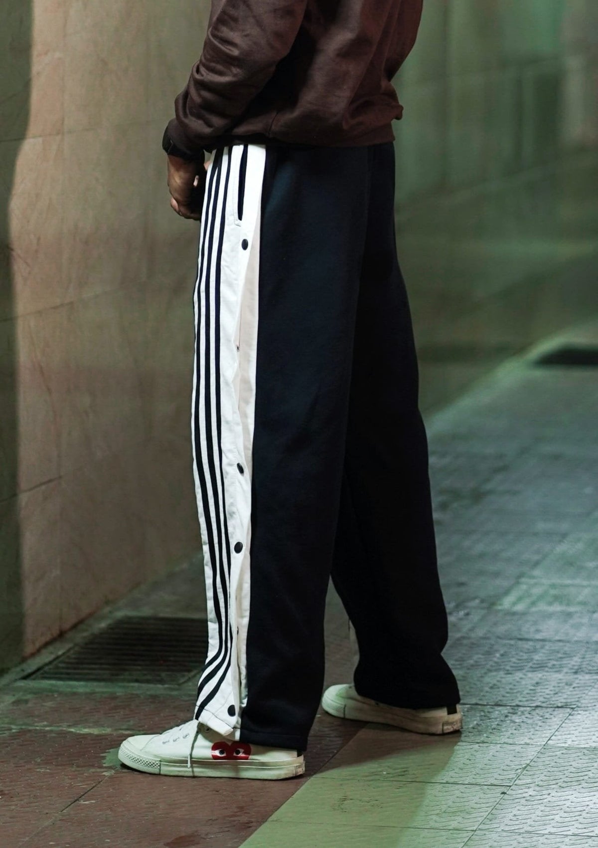 Black Snap Button Straight Fit Pant For Mens