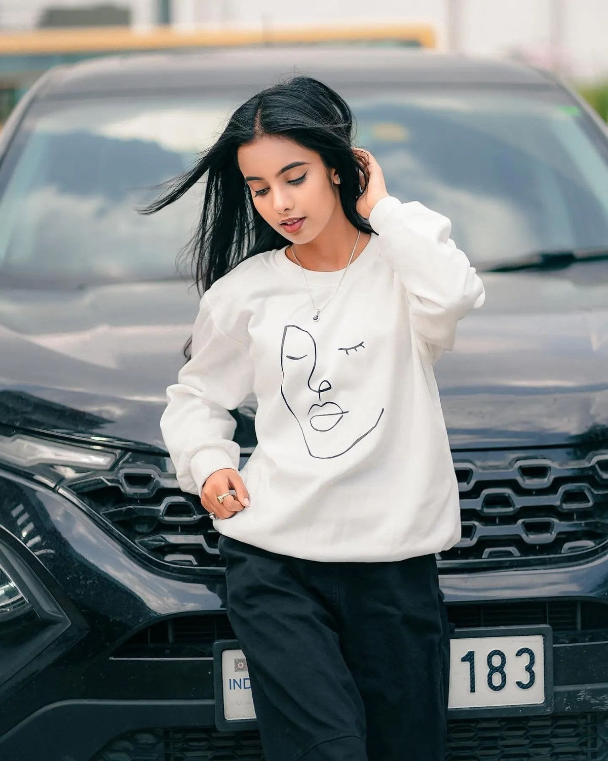 Women Graphic Figure Sweatshirt